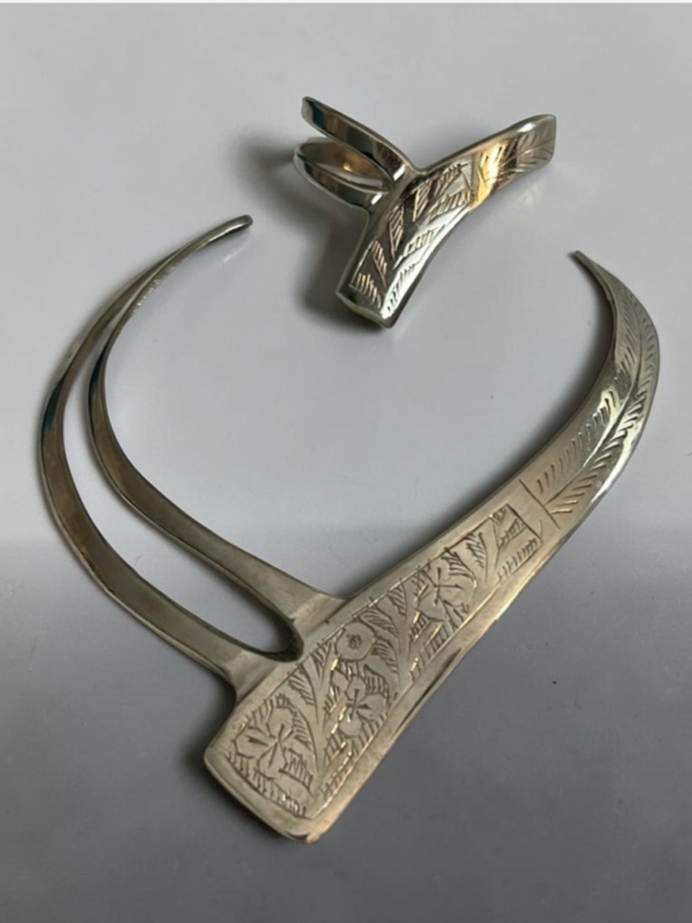 Vintage Stunning Etched Cuff Necklace with Matching Cuff Bracelet Set